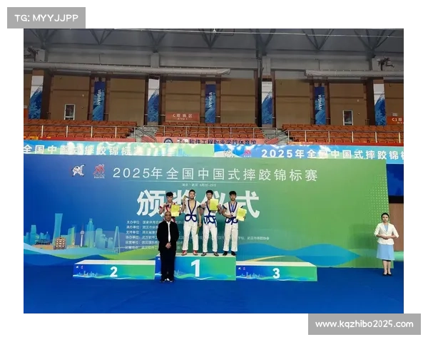 全国中国式摔跤锦标赛3月16日乐山举行,由举重摔跤柔道中心主办 全国中国式摔跤锦标赛3月16日乐山举行,由举重摔跤柔道中心主办